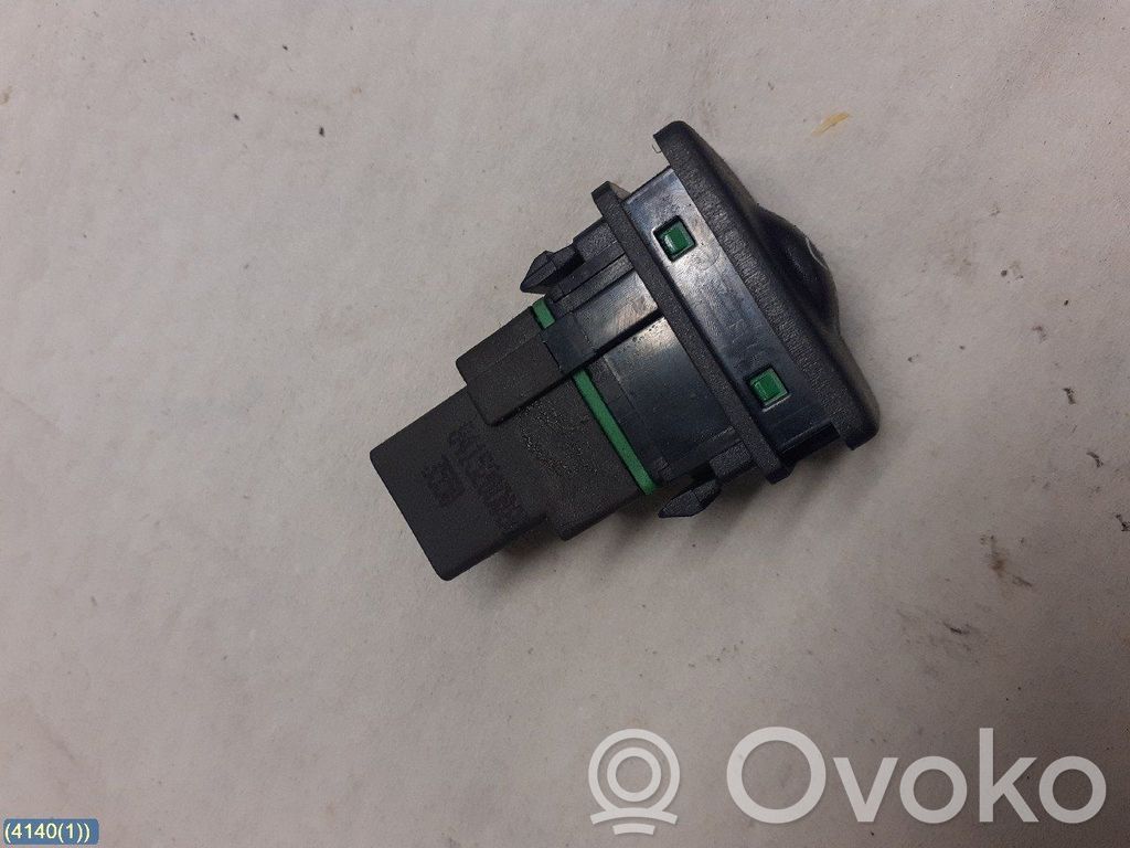 Panel lighting control switch   841520D080