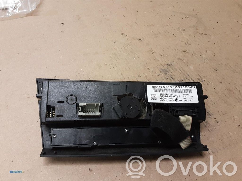 BMW 3 E90 E91 Climate control unit 