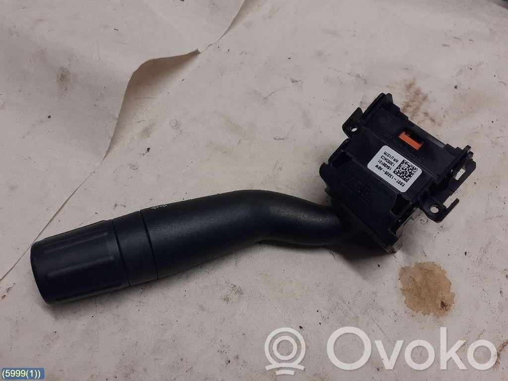 Ford Explorer Indicator stalk 