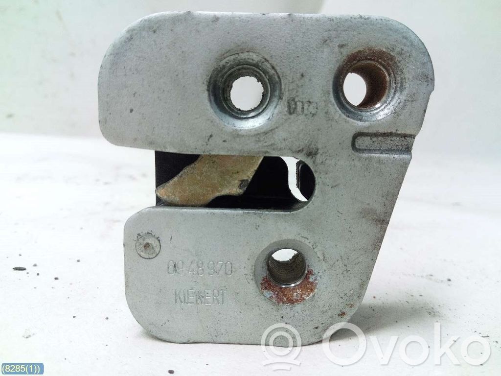 Saab 9000 CS Rear door lock 
