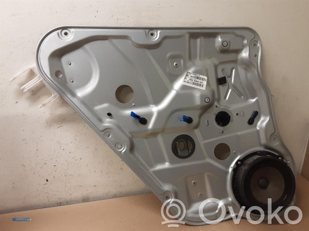 KIA Ceed Mecanismo para subir la puerta delantera sin motor 