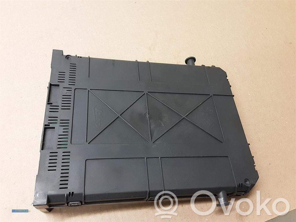Peugeot 207 Fuse module 