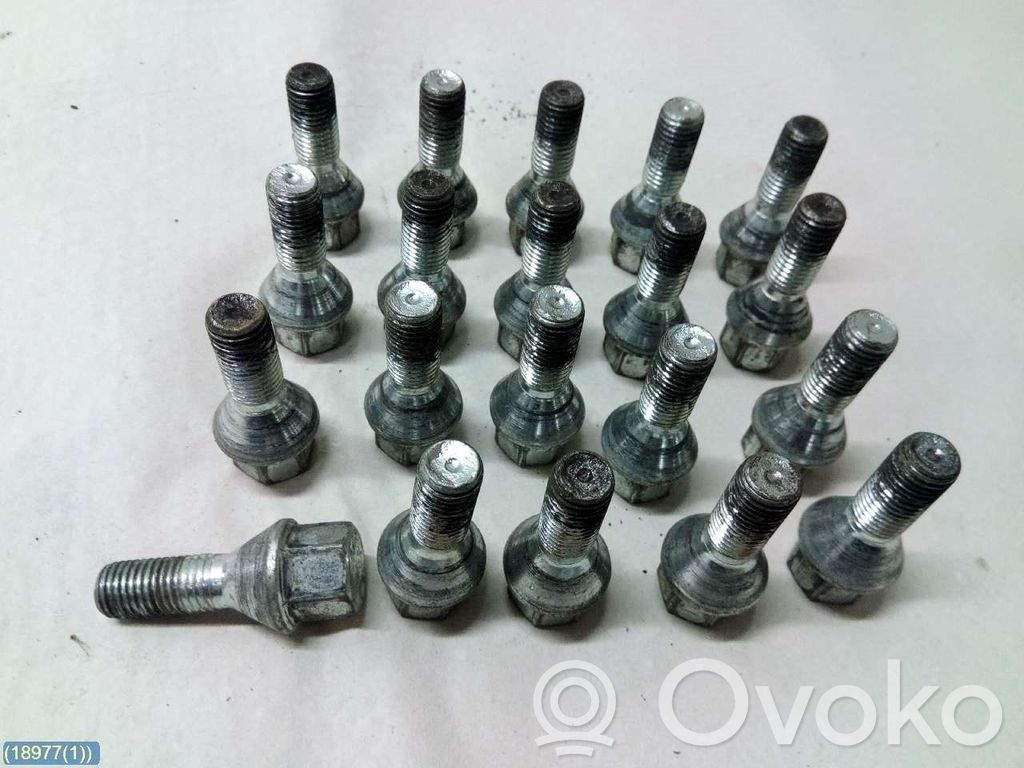 Tuercas/tornillos
