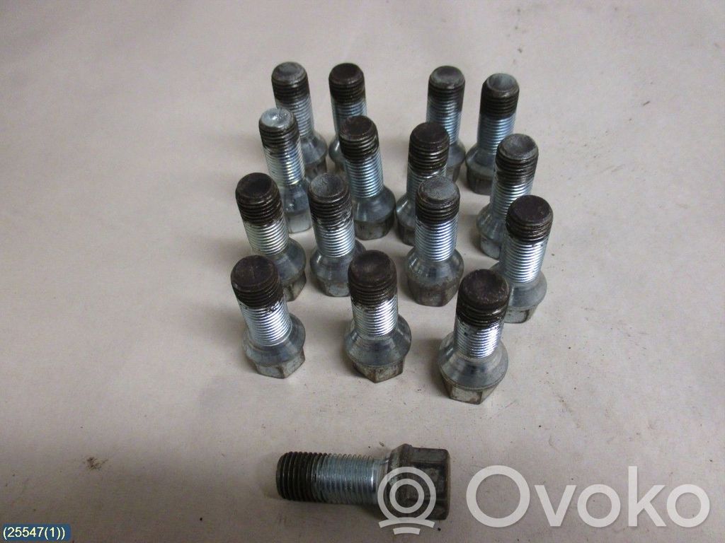 Audi A6 S6 C4 4A Mutterit/pultit 