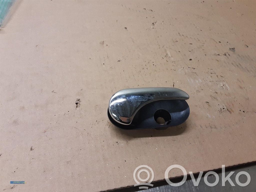 Front door interior handle