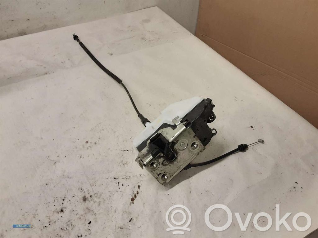Citroen C3 Priekšpusē slēdzene 