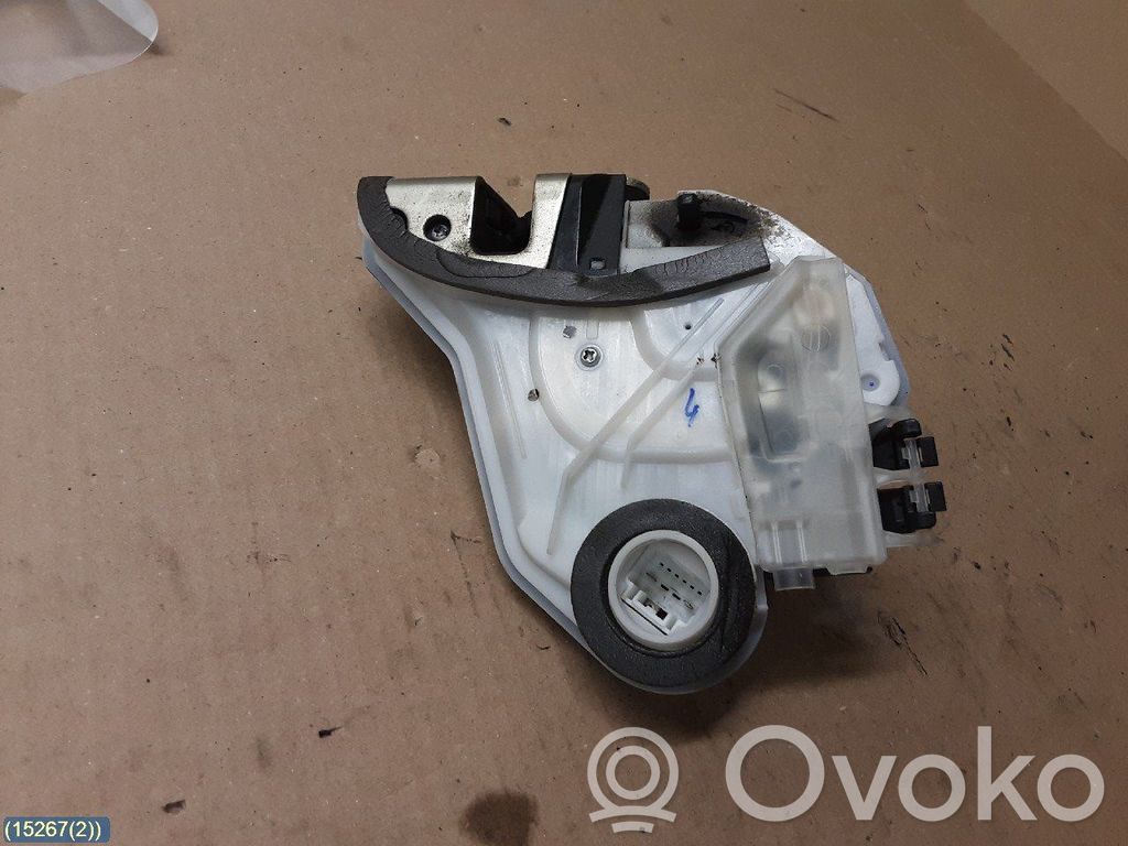 Peugeot 108 Takaoven lukko 