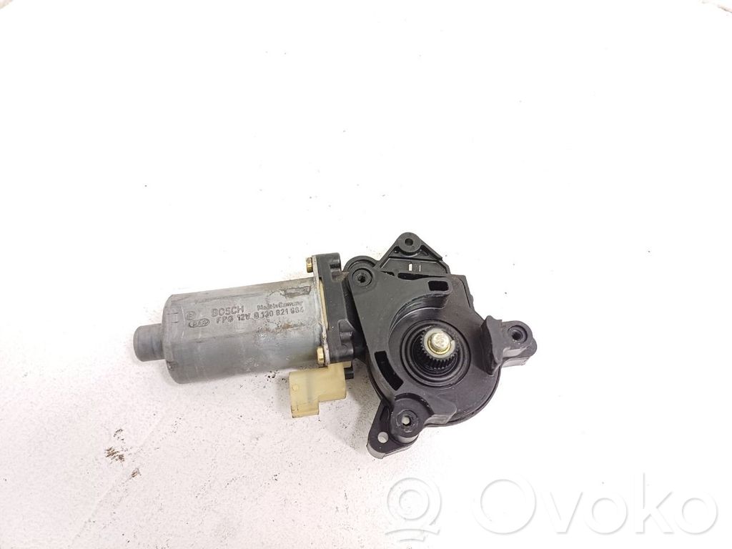 Saab 9-3 Ver1 Asa reguladora de la puerta trasera 