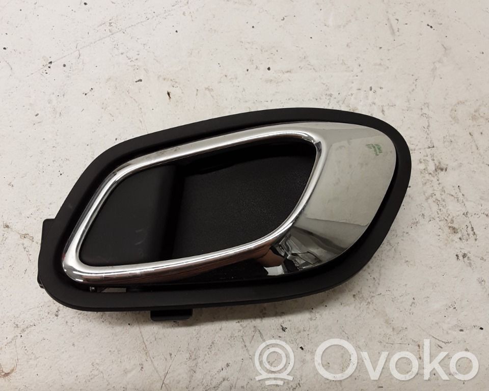 KIA Ceed Manecilla interna puerta delantera 