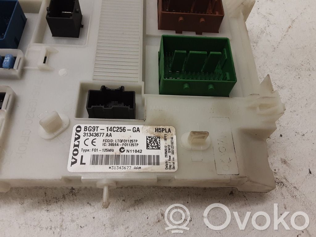 Volvo V60 Fuse module 