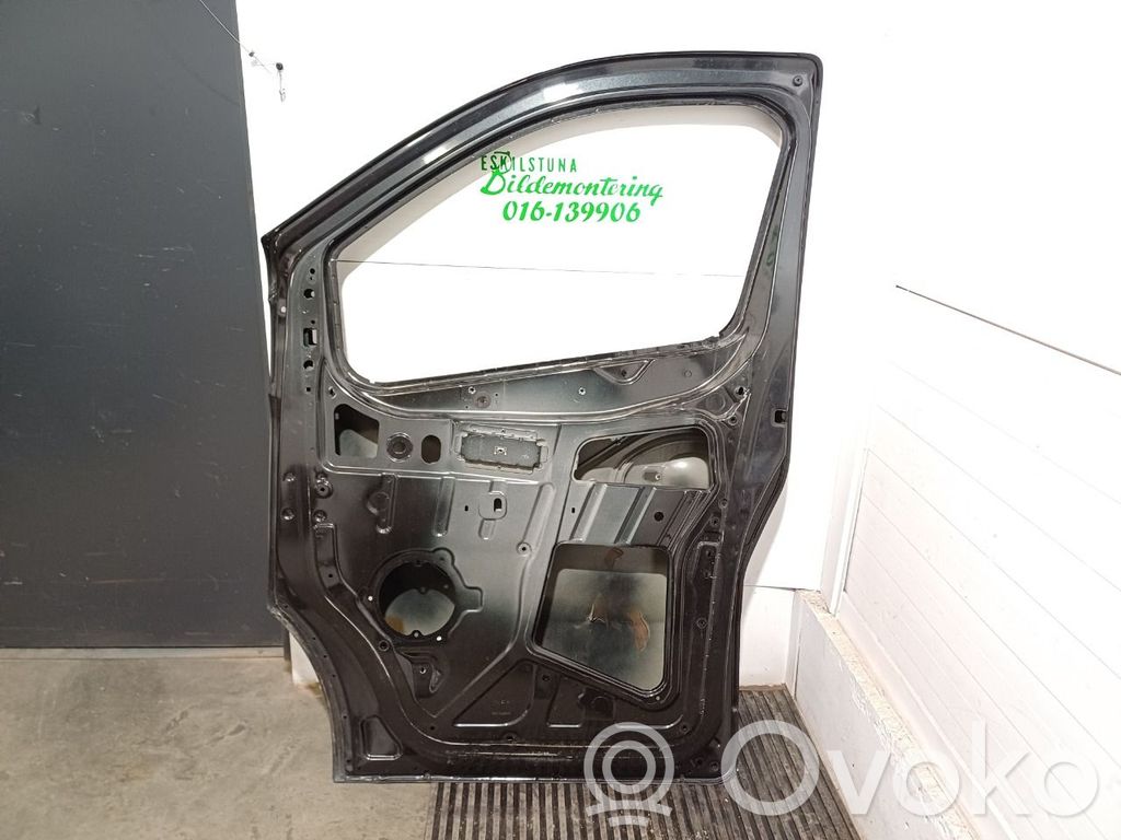Opel Vivaro Дверь 