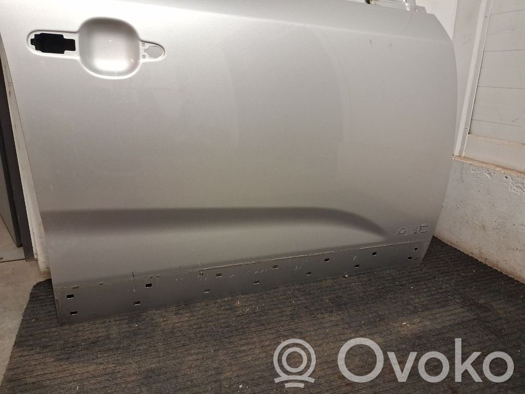 KIA Sorento Front door 