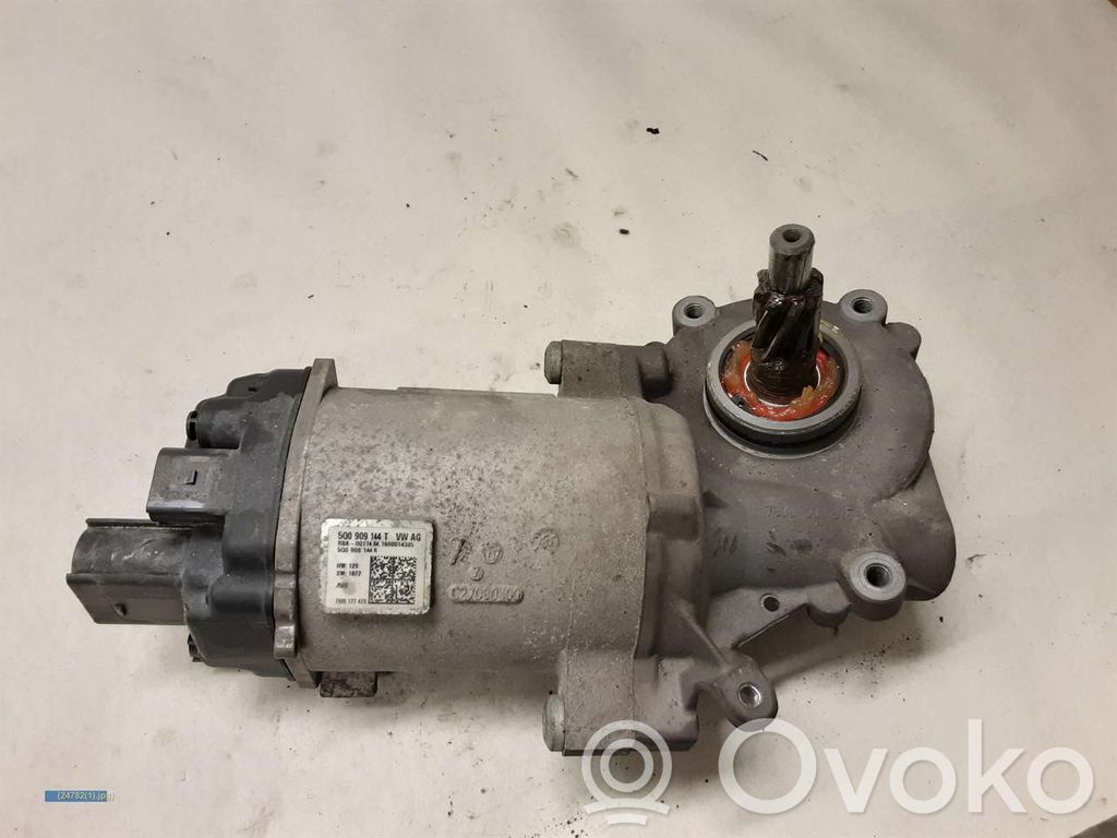 Volkswagen Golf VII Steering rack 