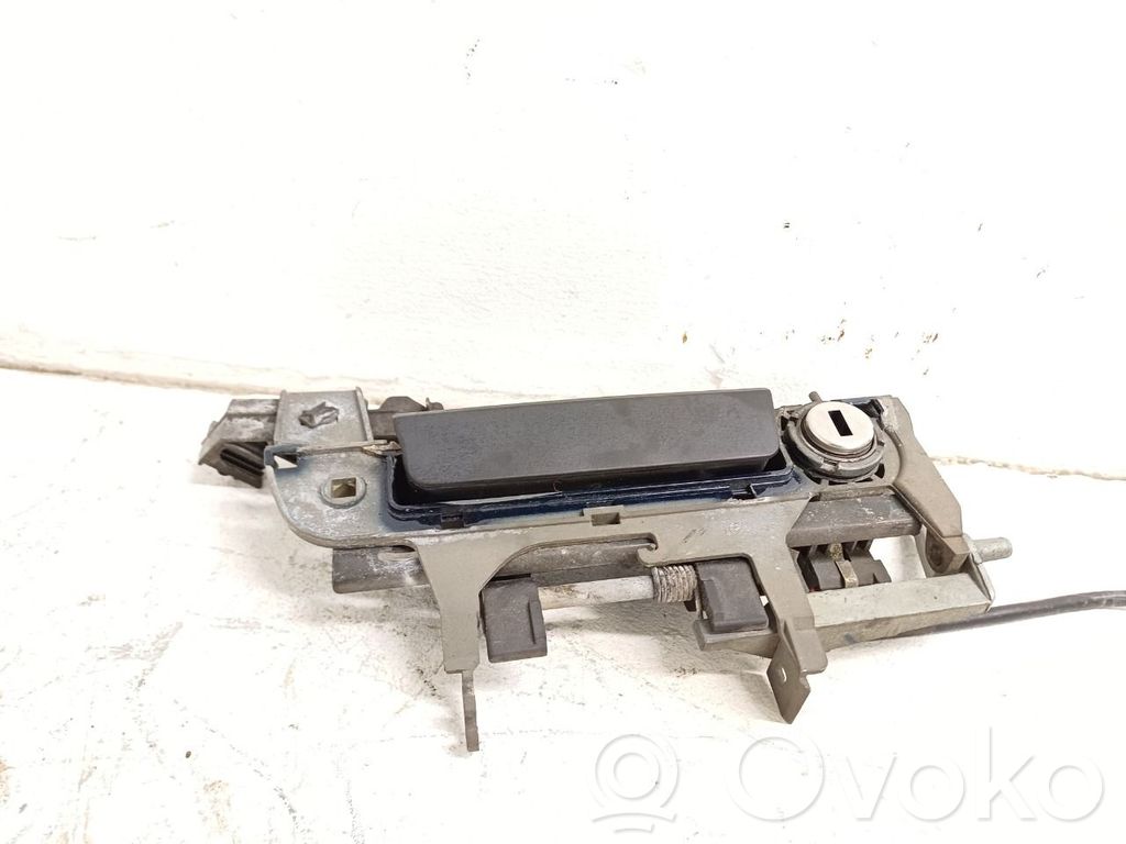 BMW 5 E34 Manecilla externa puerta delantera 