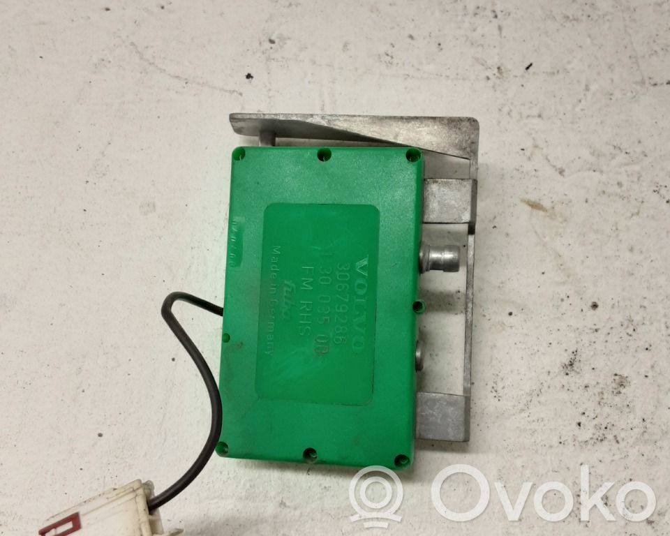 Volvo S60 Antenos stiprintuvas 