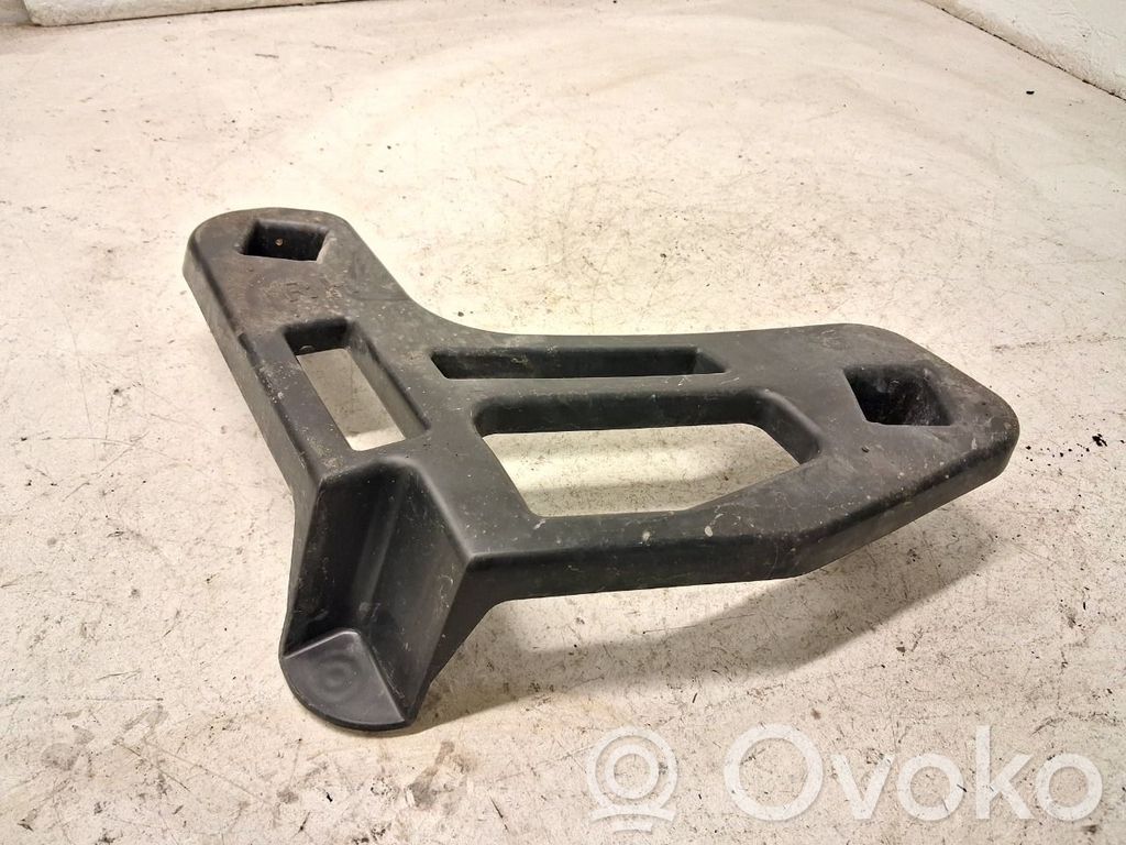 KIA Ceed Rear bumper mounting bracket 