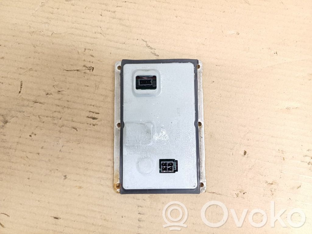 Volvo XC70 Light module LCM 
