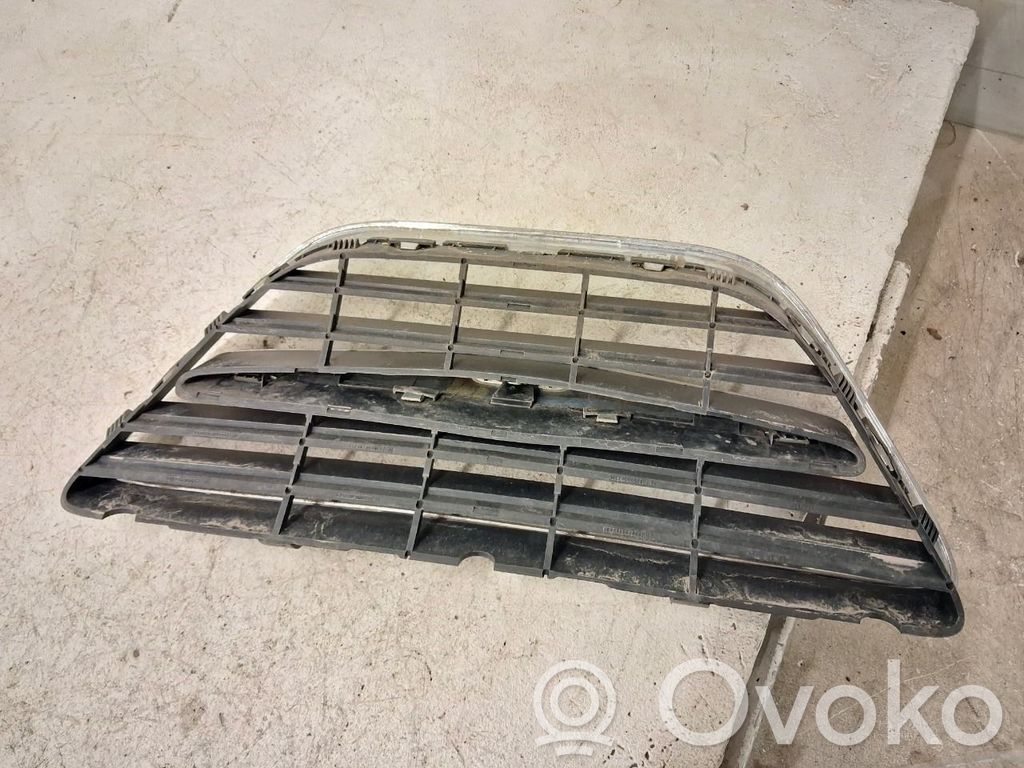 Saab 9-5 Front bumper lower grill 