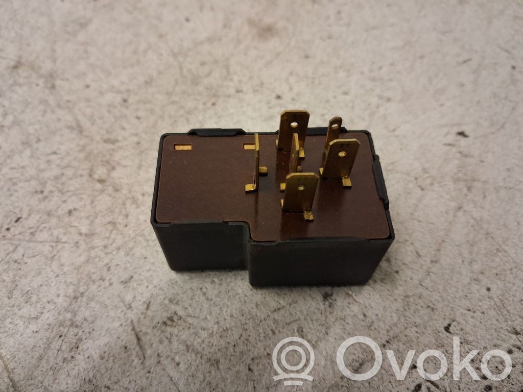 Volvo 740 Central locking relay 