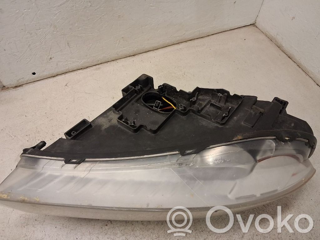 Volvo V70 Phare frontale 
