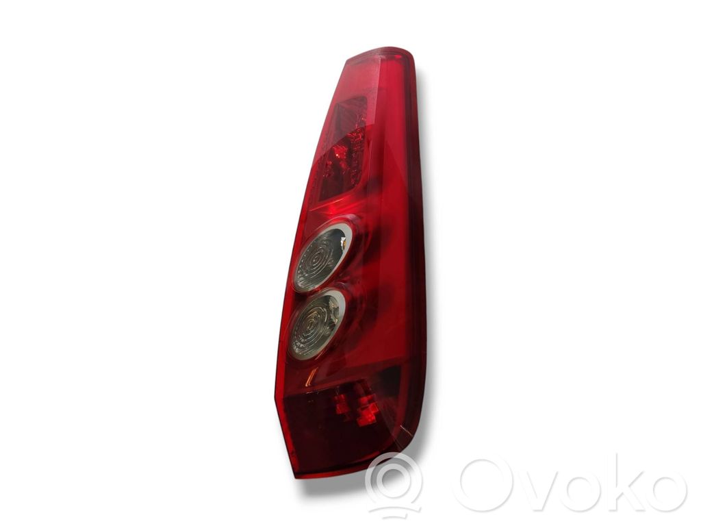 Ford Fiesta Aizmugurējais lukturis virsbūvē 