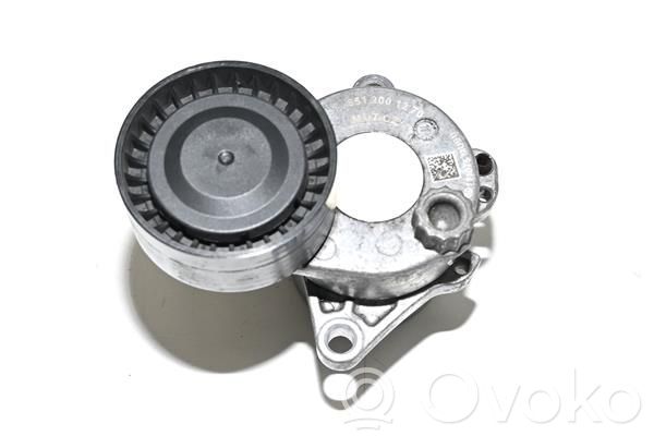 Mercedes-Benz Vito Viano W639 Napinacz paska alternatora 