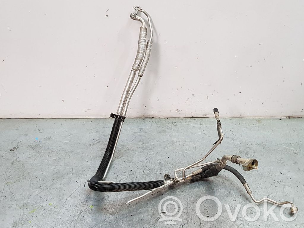 Ilmastointilaitteen putki (A/C)   BK2119A834