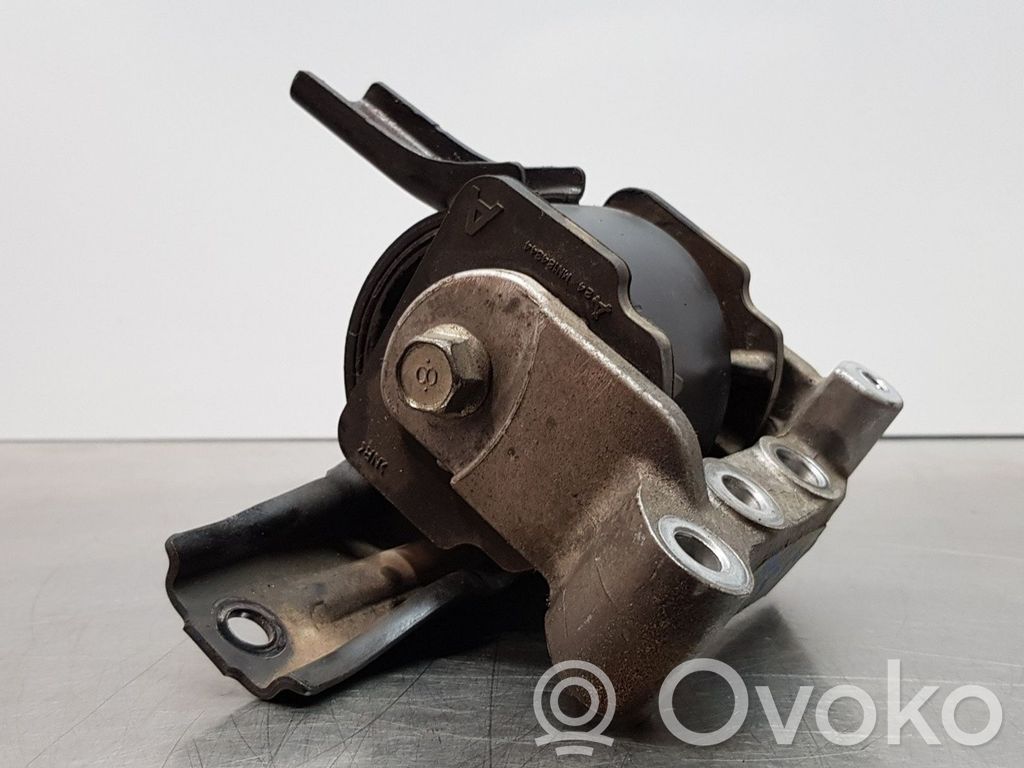 Mitsubishi Lancer X Engine mount bracket 