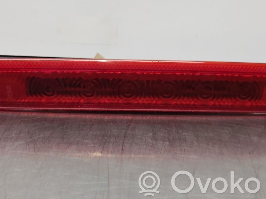 Renault Koleos I Third/center stoplight 
