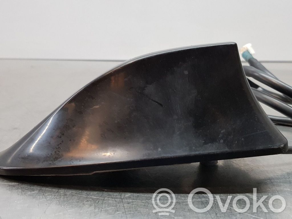 Toyota Yaris Antena radiowa 