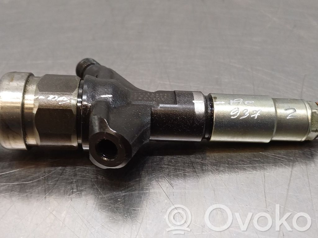 Inyector de combustible   6613AA030
