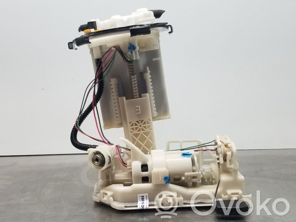 Bomba interna de combustible   7702002C21