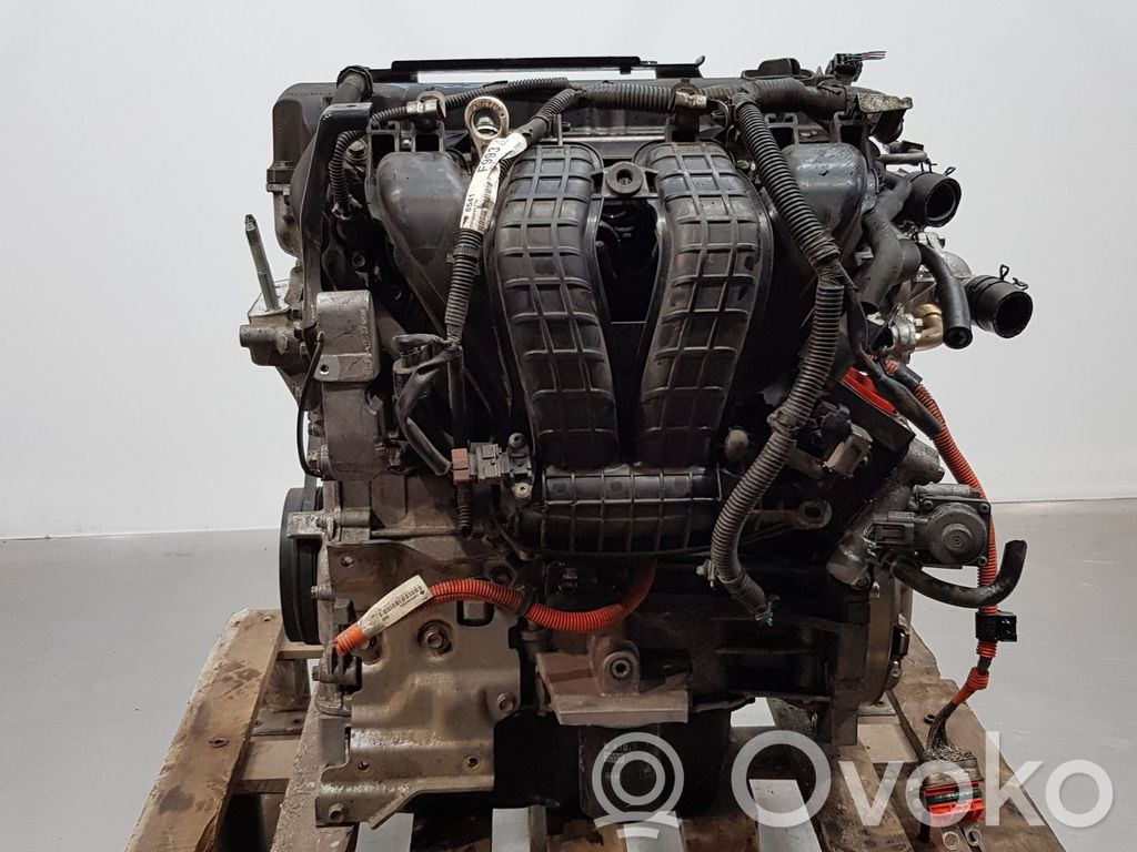Engine   4B11