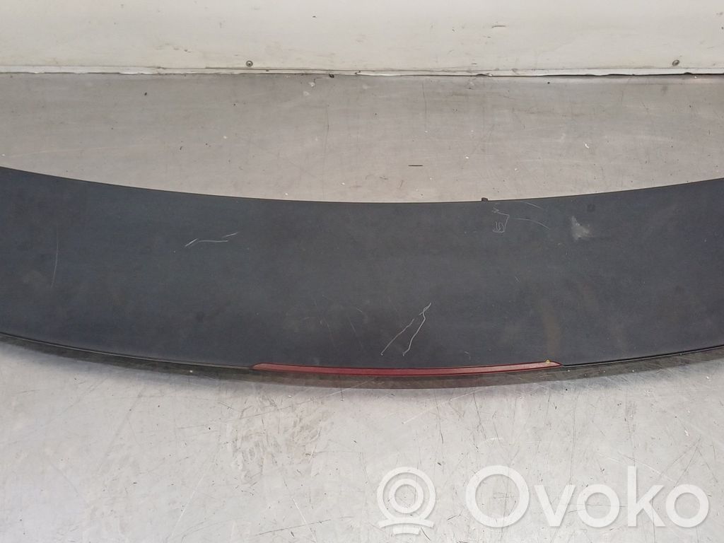 Tailgate/trunk spoiler   1691112