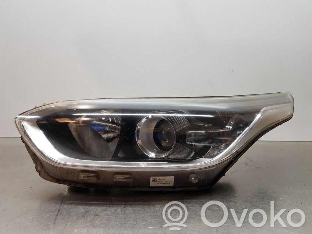 KIA Ceed Headlight/headlamp 