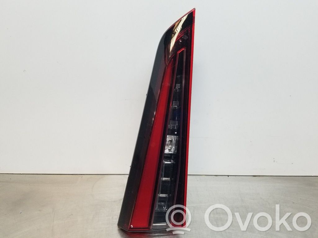 Toyota Corolla E160 E170 Rear/tail lights 