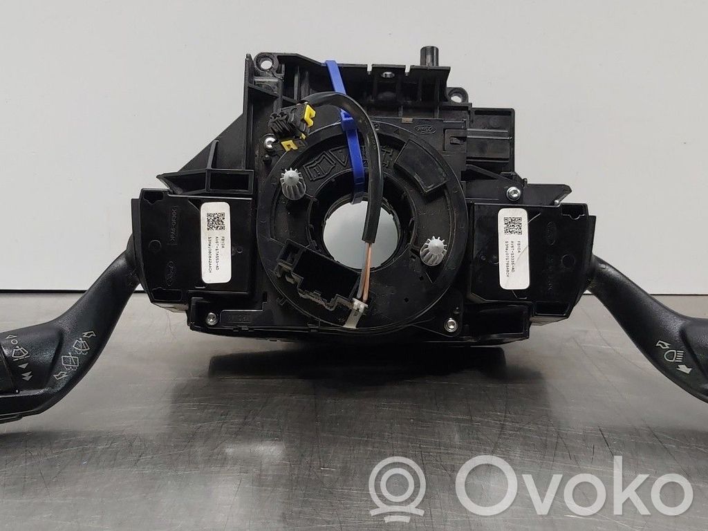 Ford C-MAX II Steering wheel airbag 