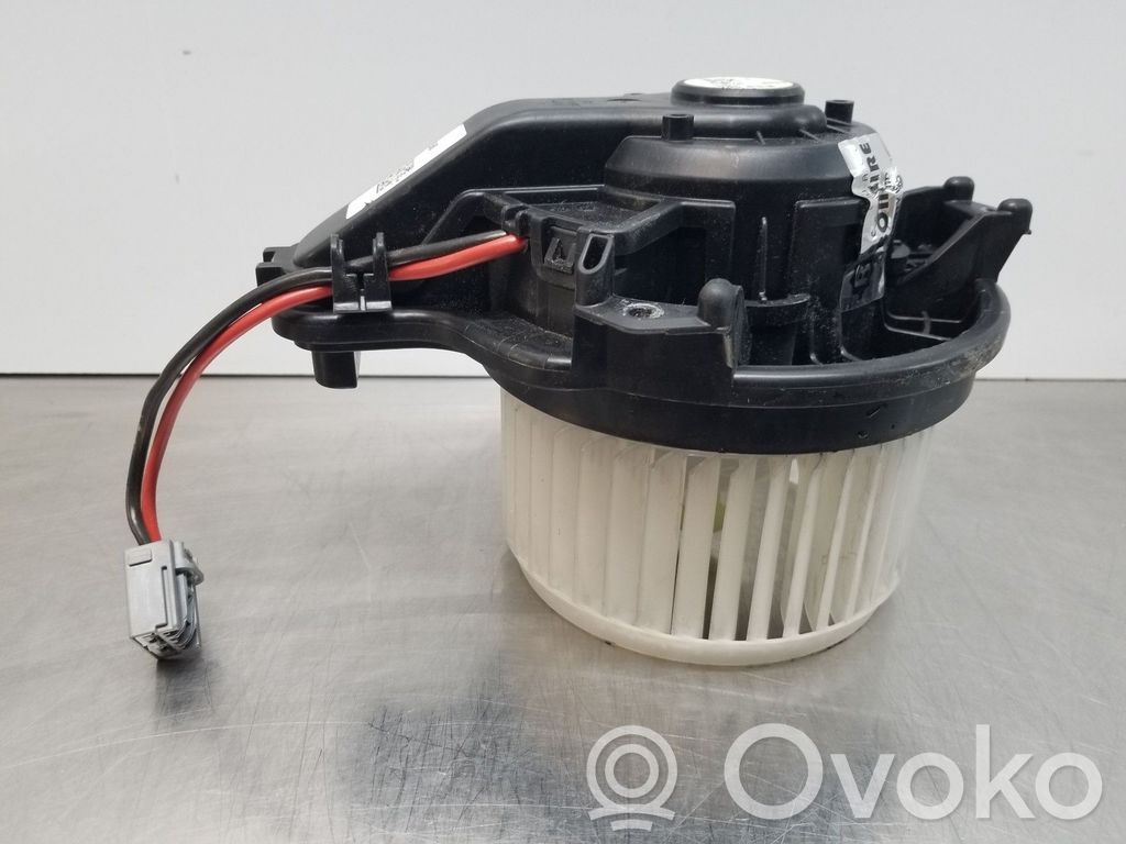 Ford Focus Mazā radiatora ventilators 