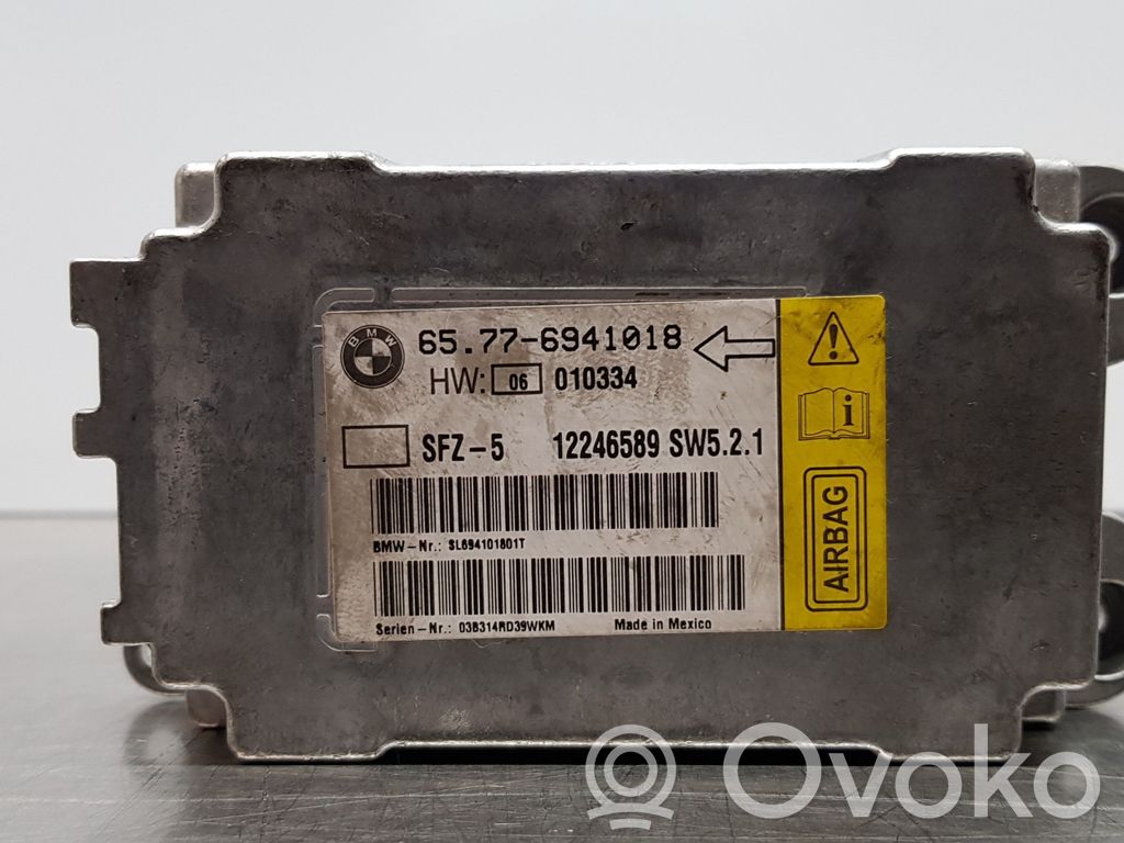Unidad de control/módulo del Airbag   65776941018