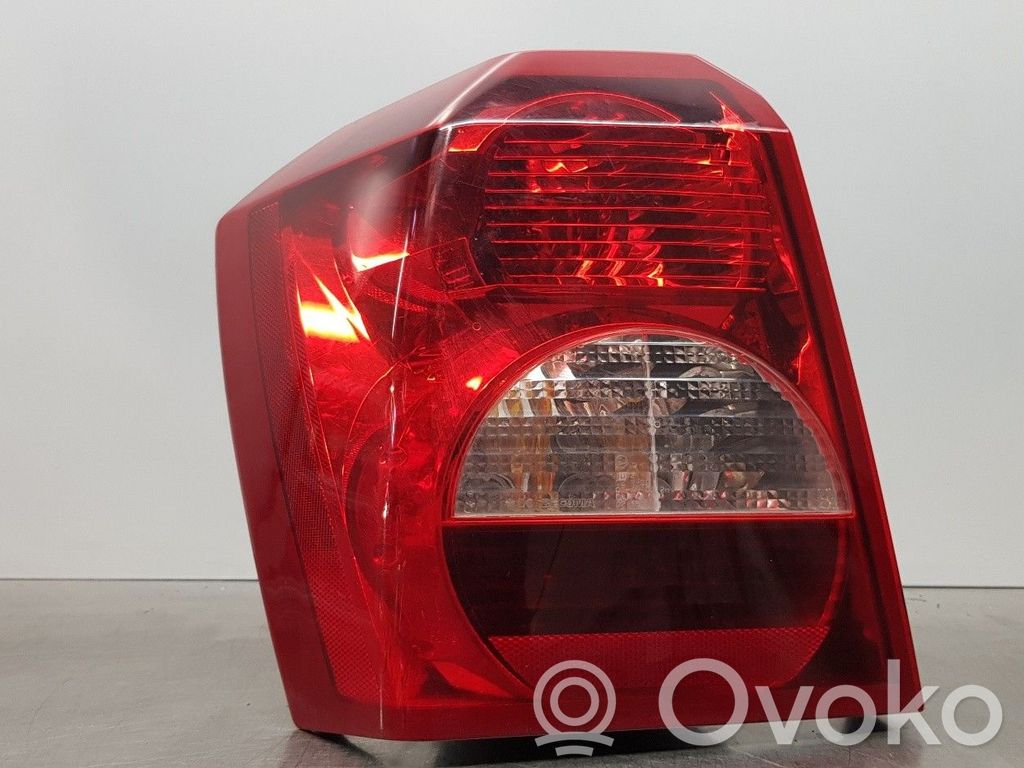Dodge Caliber Takavalon polttimo 