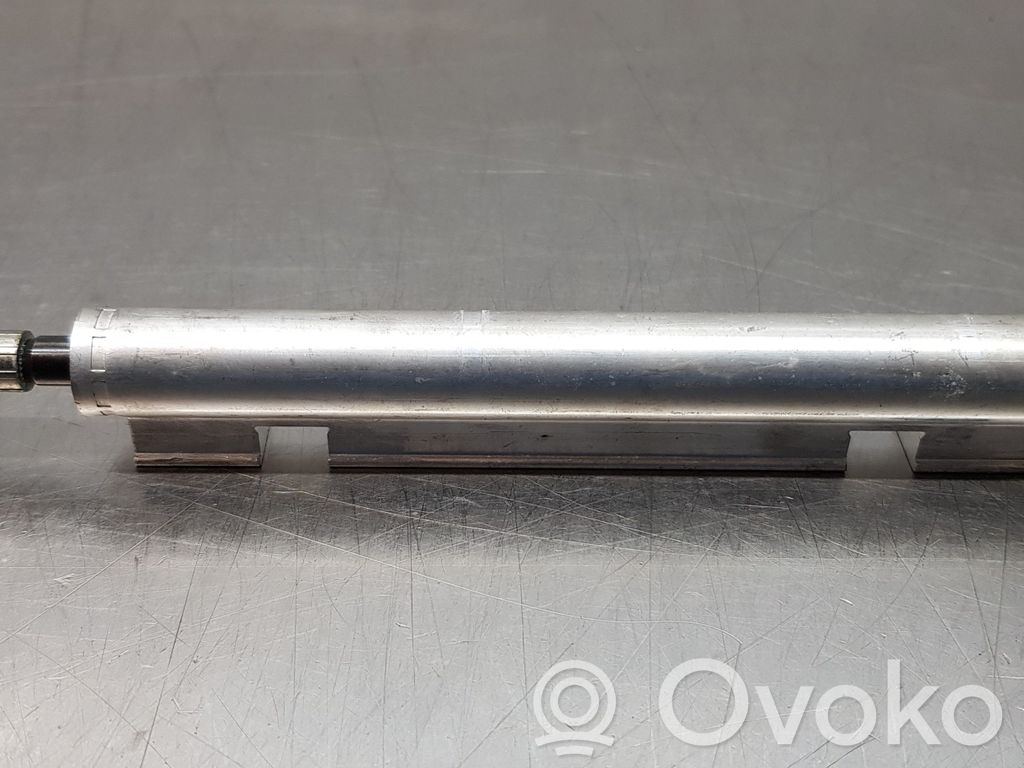BMW 3 E90 E91 Tailgate/trunk strut/damper 
