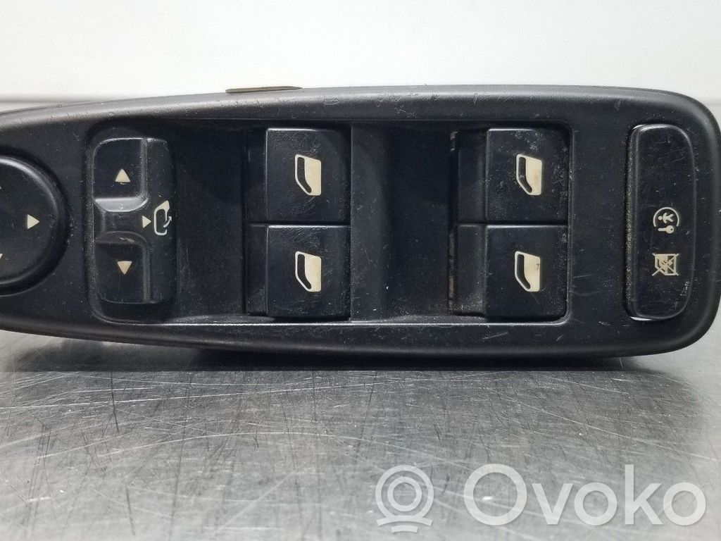 Citroen C4 I Picasso Electric window control switch 