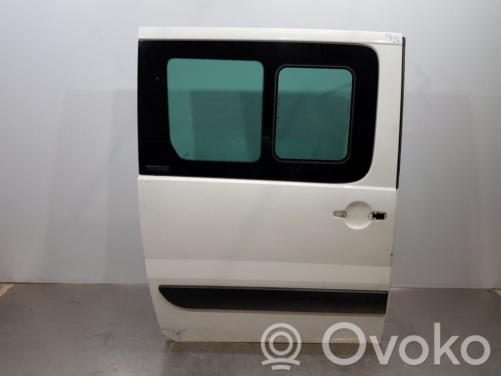 Puerta (Coupé 2 puertas)   9008Q4