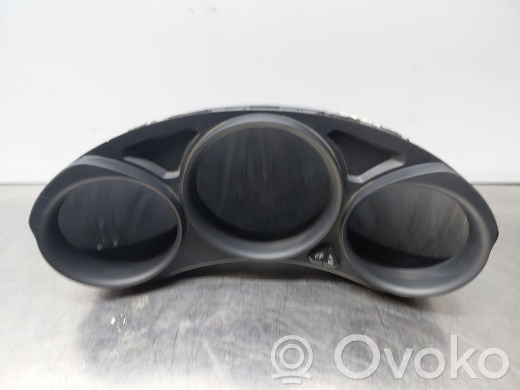 Citroen C4 Grand Picasso Speedometer (instrument cluster) 