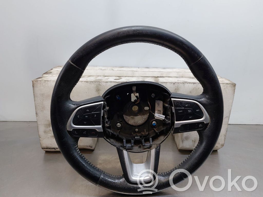 Jeep Renegade Ohjauspyörä 