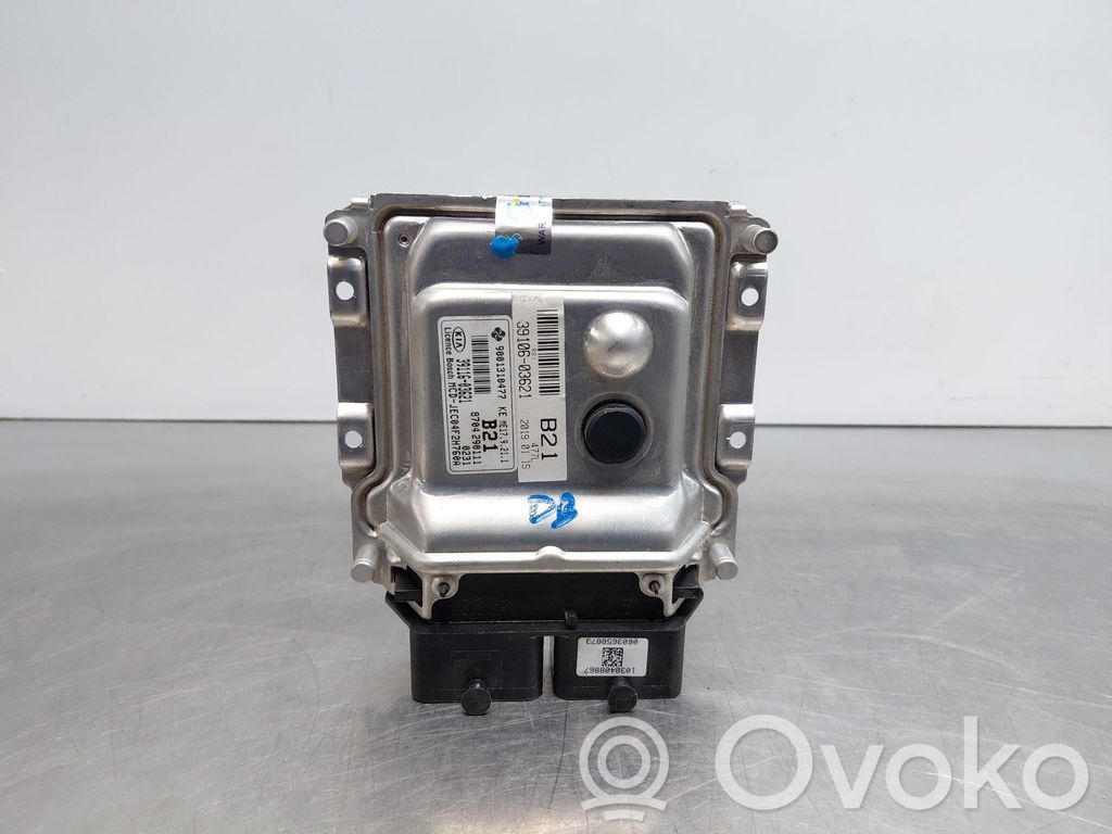 KIA Ceed Engine control unit/module 