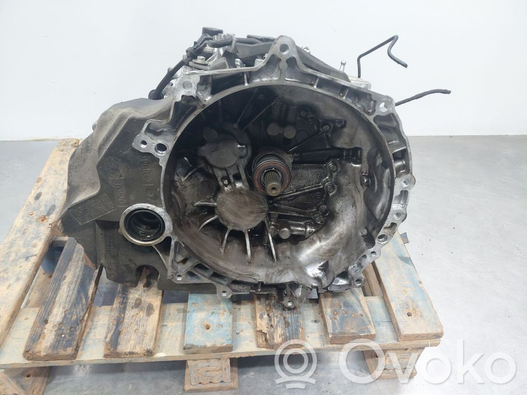 Land Rover Range Rover Velar Mechaninė 5 pavarų dėžė 