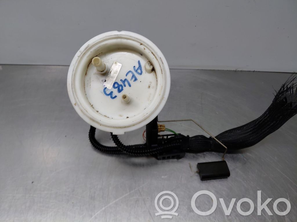 BMW 5 E39 In-tank fuel pump 