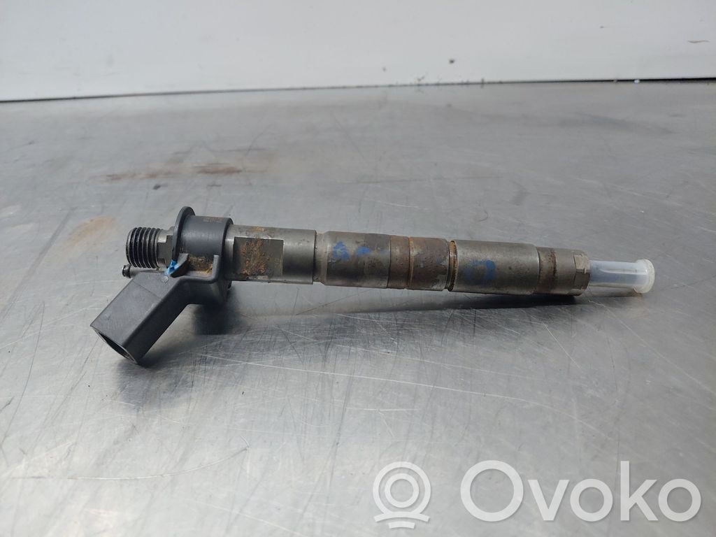 Fuel injector   780542801