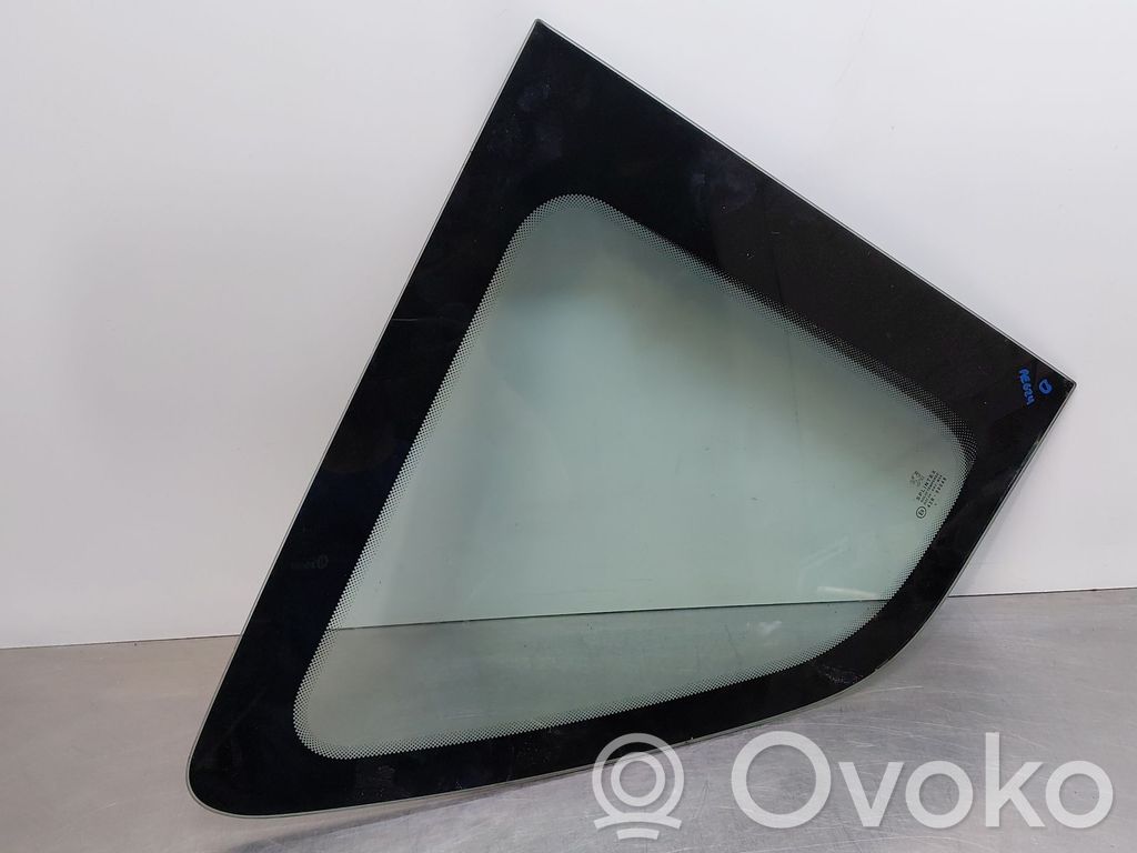 Rear side window   8569RR